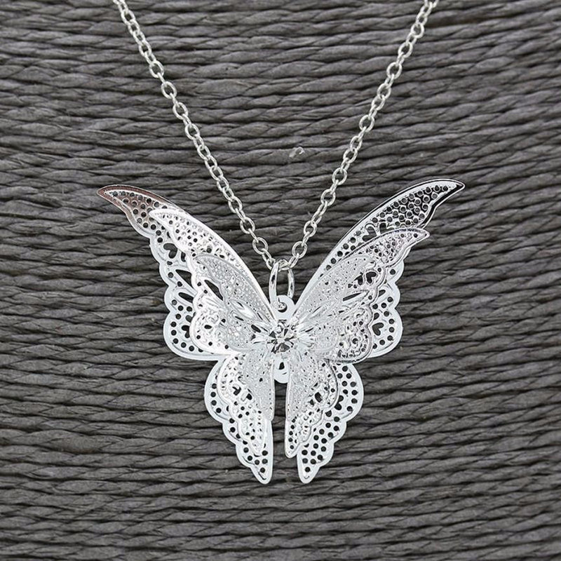 Women Lovely Butterfly Pendant Chain Necklace Jewelry Hollow Butterfly Necklace